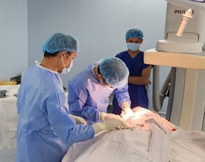 Bệnh viện Bình Chánh lần đầu tiên thực hiện thay máy tạo nhịp tim vĩnh viễn