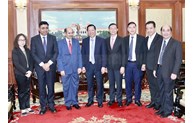  Chủ tịch UBND TP Hồ Chí Minh Phan Văn Mãi tiếp Đại sứ Ấn Độ tại Việt Nam Sandeep Arya 