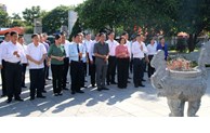 Dâng hương tưởng niệm 107 năm Ngày sinh Tổng Bí thư Nguyễn Văn Cừ