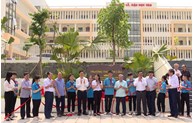 Thành phố Bắc Ninh gắn biển công trình chào mừng Đại hội Đảng bộ