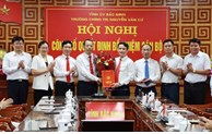 Trao Quyết định Hiệu trưởng Trường Chính trị Nguyễn Văn Cừ