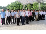 Lãnh đạo tỉnh dâng hương kỷ niệm 101 năm Ngày sinh đồng chí Lê Quang Đạo 